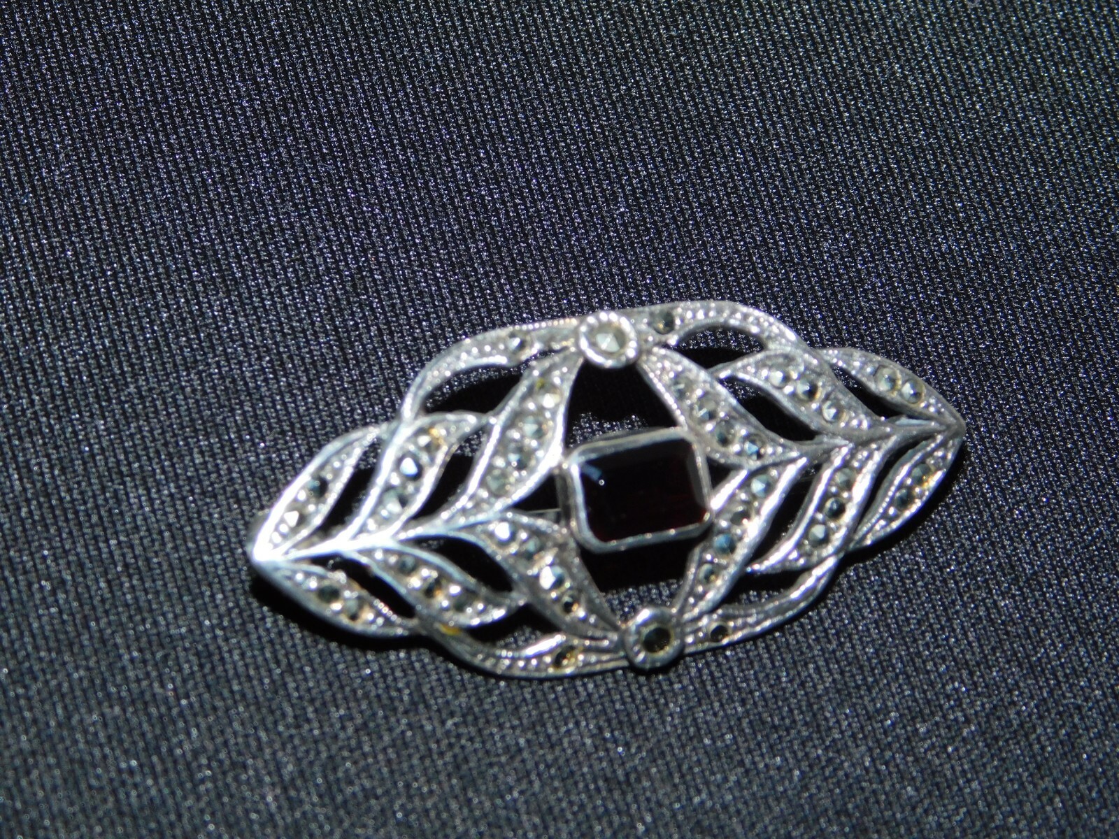 VINTAGE SOLID  SILVER MARCASITE GARNET BROOCH 5.5… - image 12