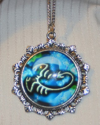 Lovely Fleur de Lis Starburst Blue & White Scorpio Zodiac Goldtone Necklace