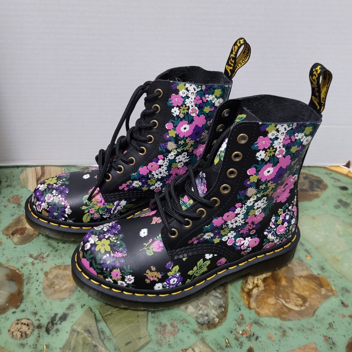 NEW Dr. Martens 1460 PASCAL Black Floral 8 Hole Leather Boots Size