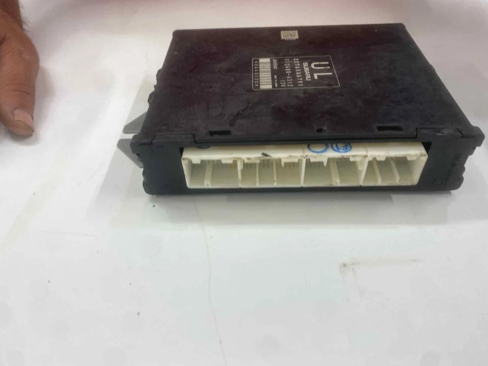 Módulo de control del motor usado (ECM) se adapta a: Subaru Impreza Electronic Control Mo 2010 Foto 2 de 4