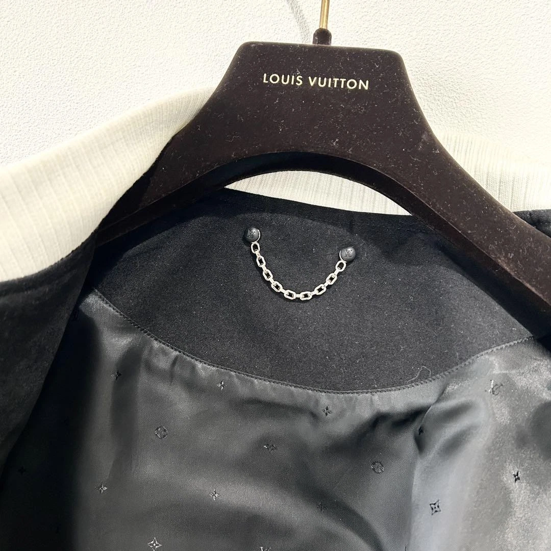 LOUIS VUITTON（LV） Prodotto Louis Vuitton Frammento Giacca Stadio 48 Autenticità Verificata