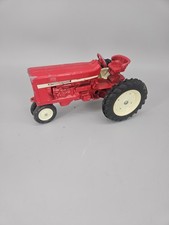 Vintage International Harvester Red Tractor 1:16 Made In USA Collectible