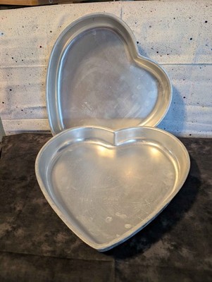 1971 Wilton Heart Shaped Cookie Thin Cake Pan Jello Brownie 502-951 Korea 9'' 