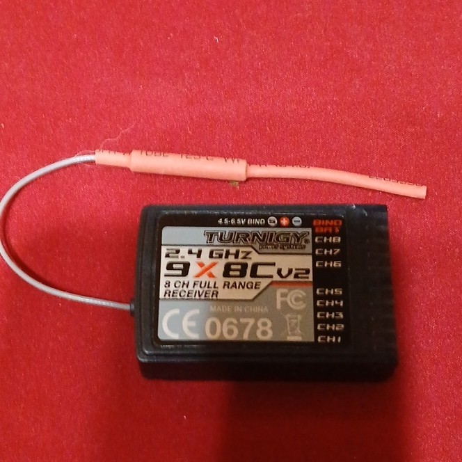 Turnigy 2.4GHz 9X8Cv2 8-Channel Receiver for RC Model Radio 