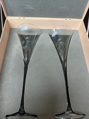 Marquis by Waterford  Yours Truly Collection  Flutes Glasses Set of 2 In Box New