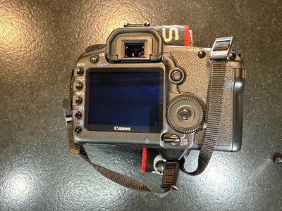Canon EOS 5D Mark II Vollformat DSLR   Sehr guter Zustand | Wenig genutzt