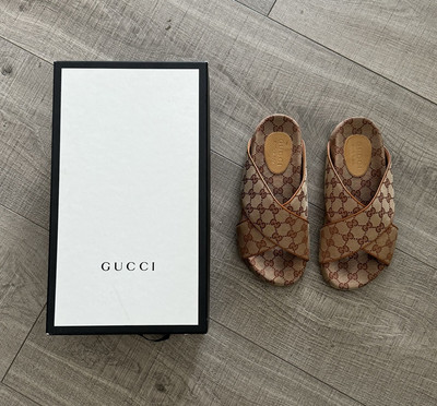 GUCCI ベージュ ミュール GG Supreme Horsebit mules in beige - Gucci | Mytheresa