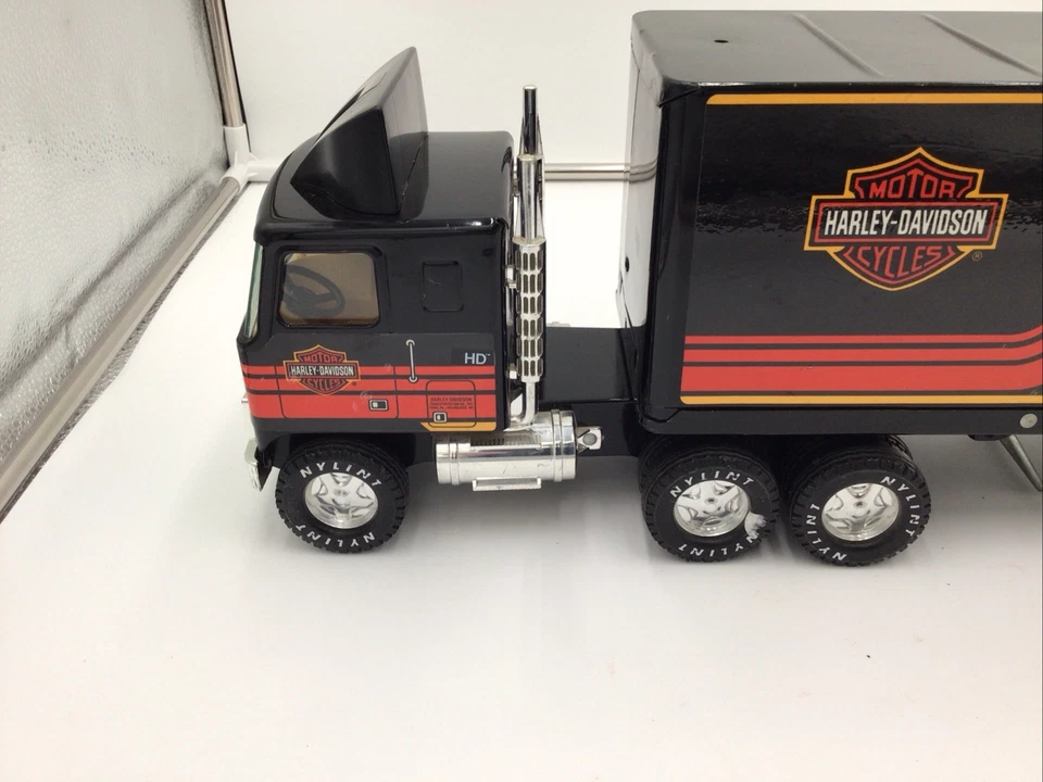 NYLINT GMC Trackor Trailer Harley Davidson Steel Truck #61104-5491 - Image 3 of 4