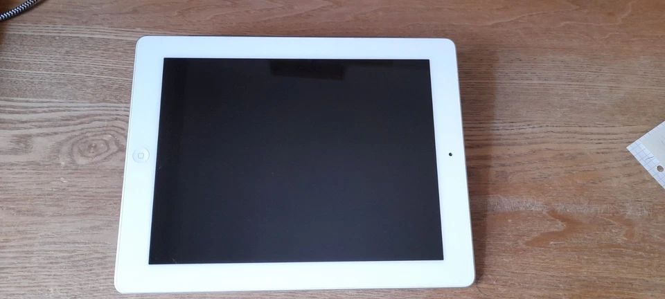 Apple iPad (3rd generation) · 16GB · Wi-Fi, Foto 3 von 5