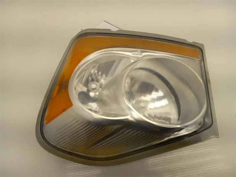 Faro delantero izquierdo Dodge Durango 2004 2005 OEM LH conductor 3 enchufes de lámpara  Foto 3 de 4