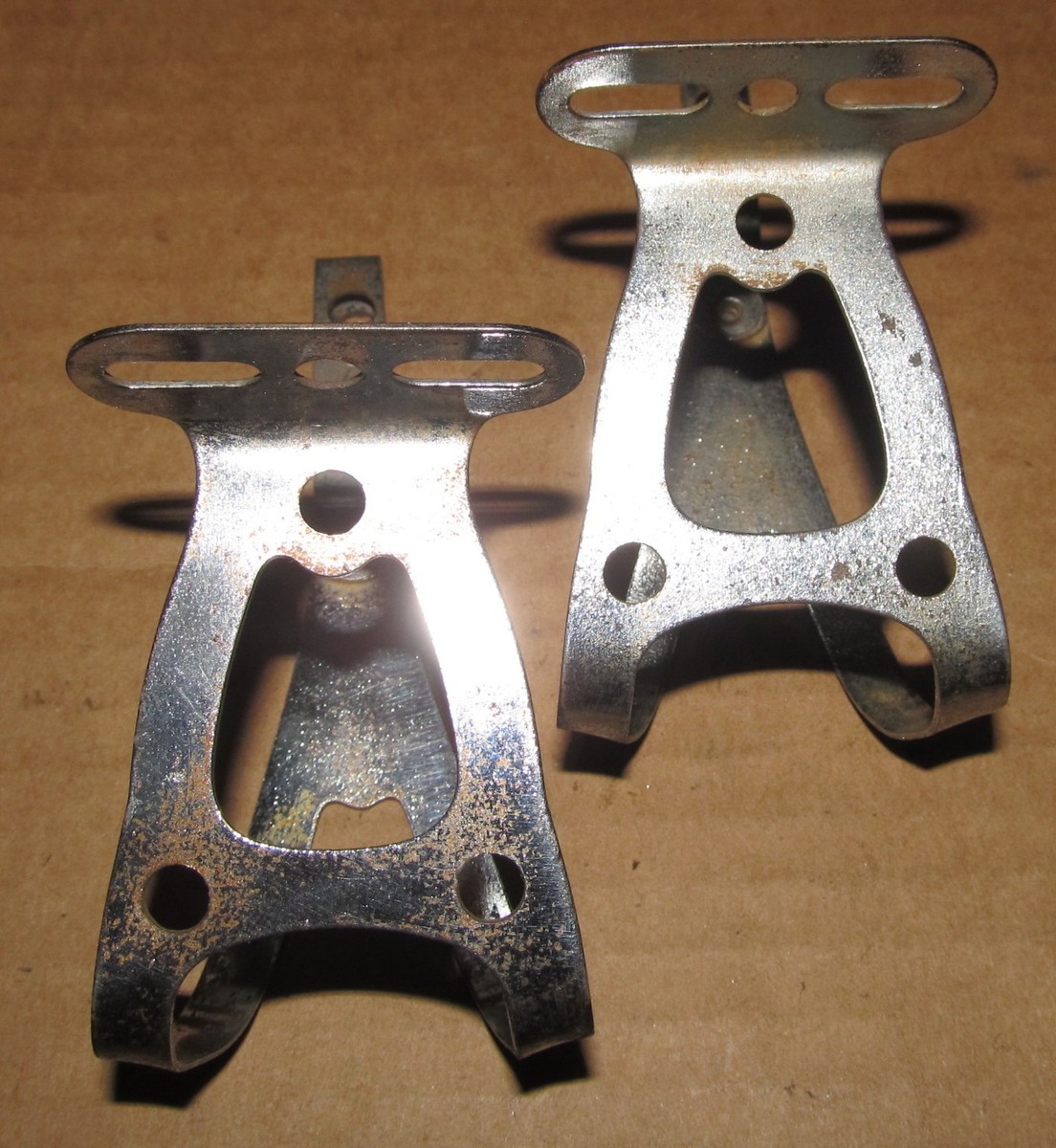 Cale-pieds Paturaud Vintage 1950 – Pour Vélo Course – Fabrication Française