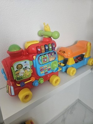 Kinder Spielzug mit Sitzfunktion mit Musik  und Buchstabenklötzen