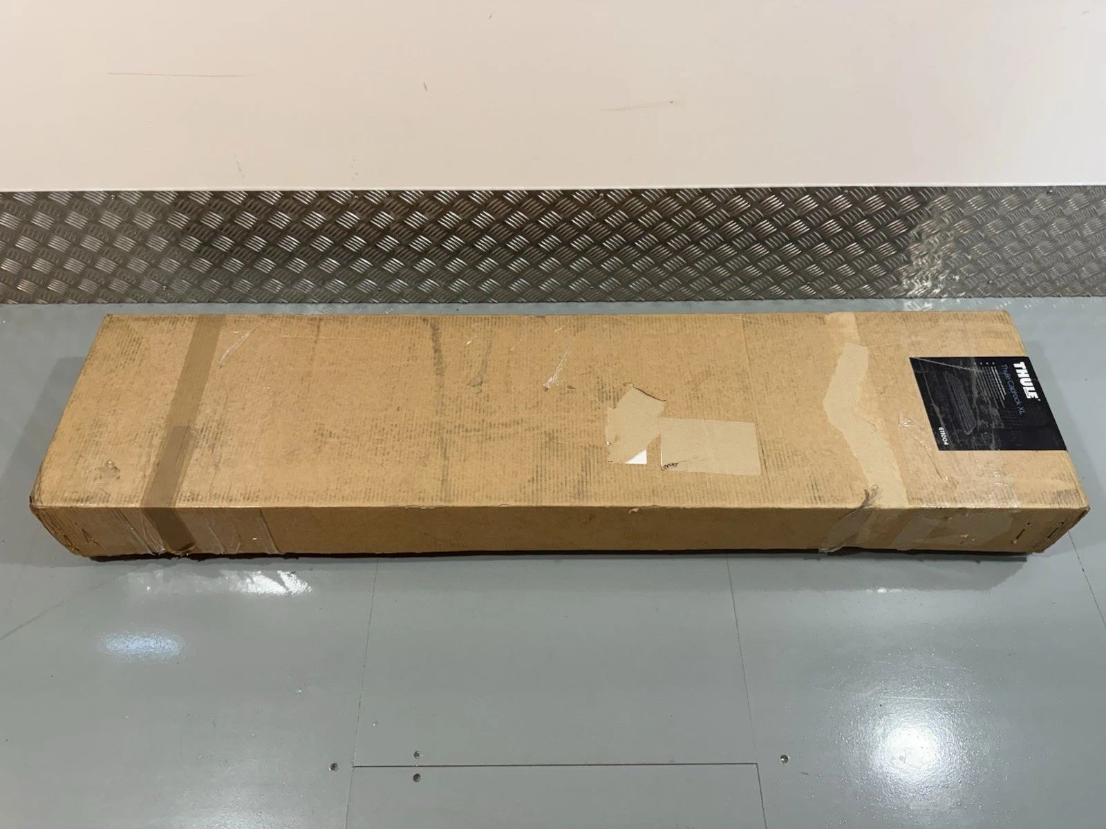Thule Caprock XL Roof Platform Extra Large 611004 Brand New In Box
