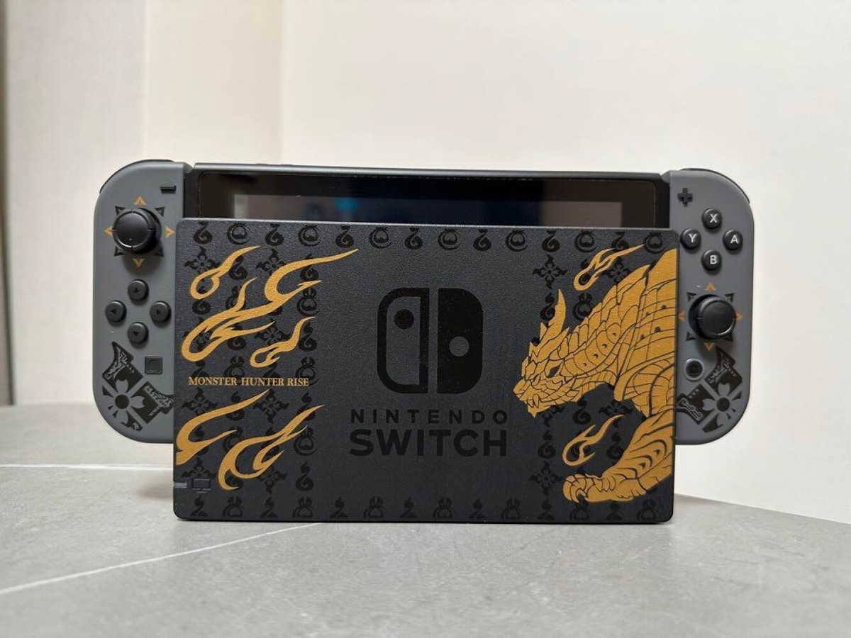 Nintendo Switch Lite 本体 ポケモンモデル モンハンRISE