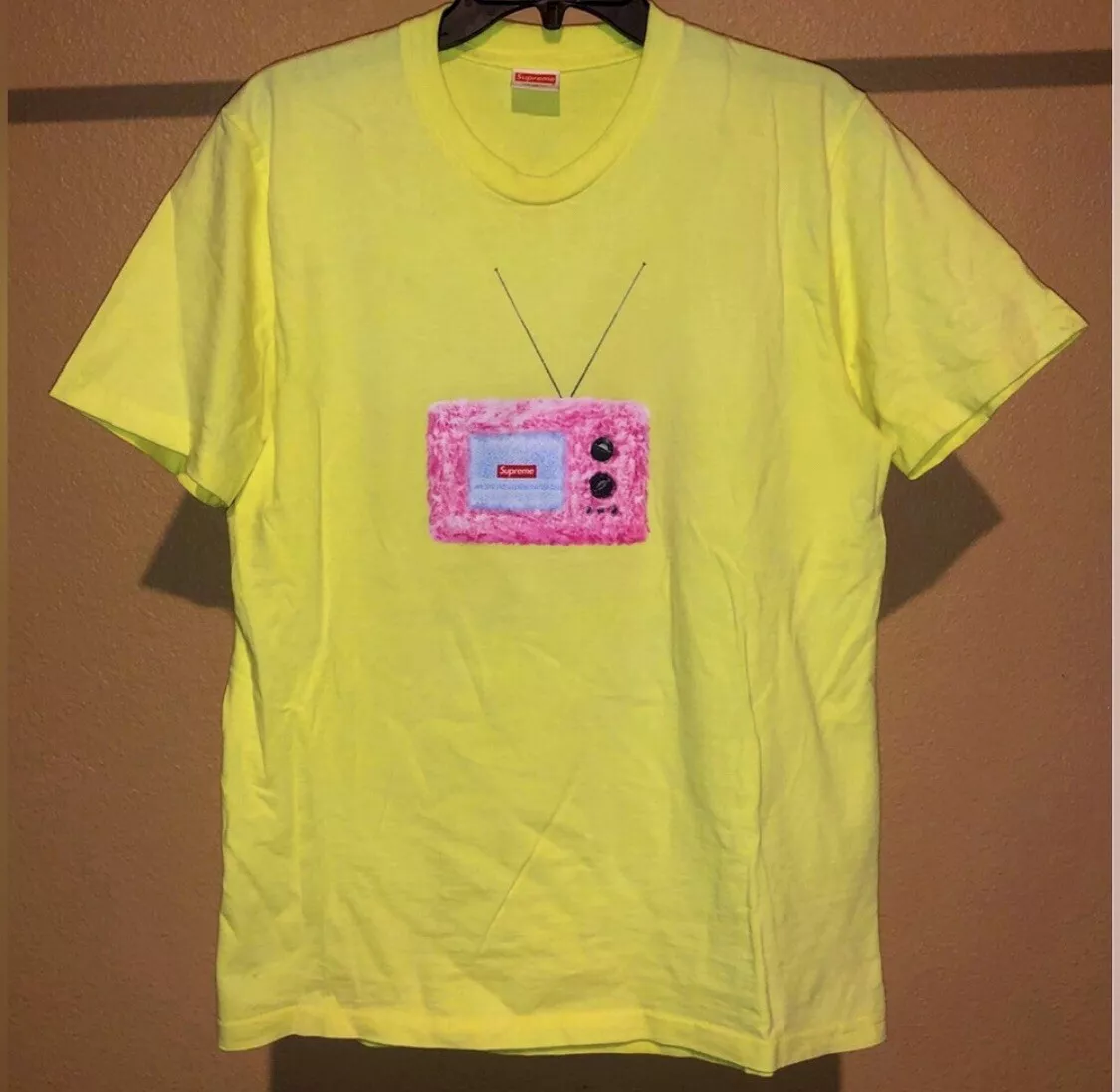 Supreme Tshirt M Limited Edition Neon Yellow Pink Tv New York LA Los  Angeles