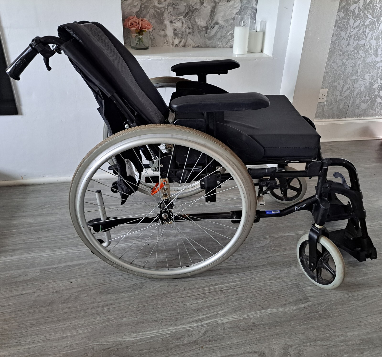 Invacare Action NG Selfpropelled Wheelchair Tilts eBay