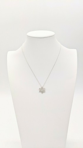 Women's Silver-Tone Cubic Zirconia Snowflake Necklace Pendant 16"- 18" - 第 2/5 張圖片