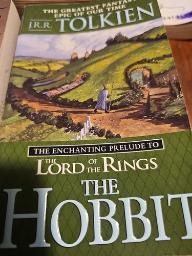 7 Vtg Paperback Book Lot - Orwell Huxley Tolkien Others - Picture 2 of 8