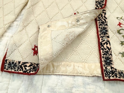 UMI COLLECTIONS by ANNE CRIMMINS Cardigan Bluse Gr. M Pullover Vintage creme geblümt - Bild 9 von 15