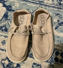 WOMENS BEIGE NEUTRAL AZTEC HEY DUDES 9 M SLIP ON GOOD CONDITION