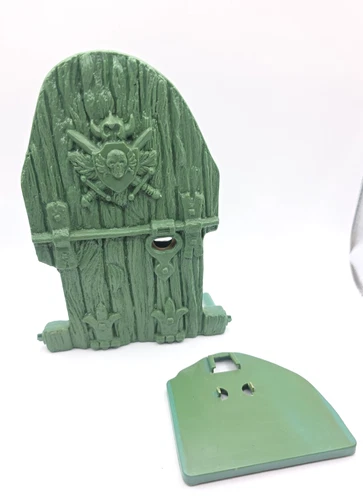 Vintage 1981 MOTU Castle Grayskull Drawbridge Door – He-Man Mattel Part