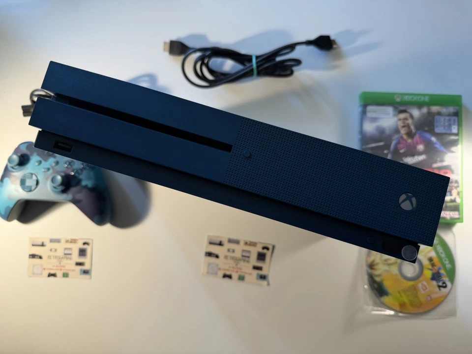 MICROSOFT XBOX ONE S DEEP BLUE 500 GB Completa LIMITED EDITION 2 Giochi Dragon - Immagine 4 di 4