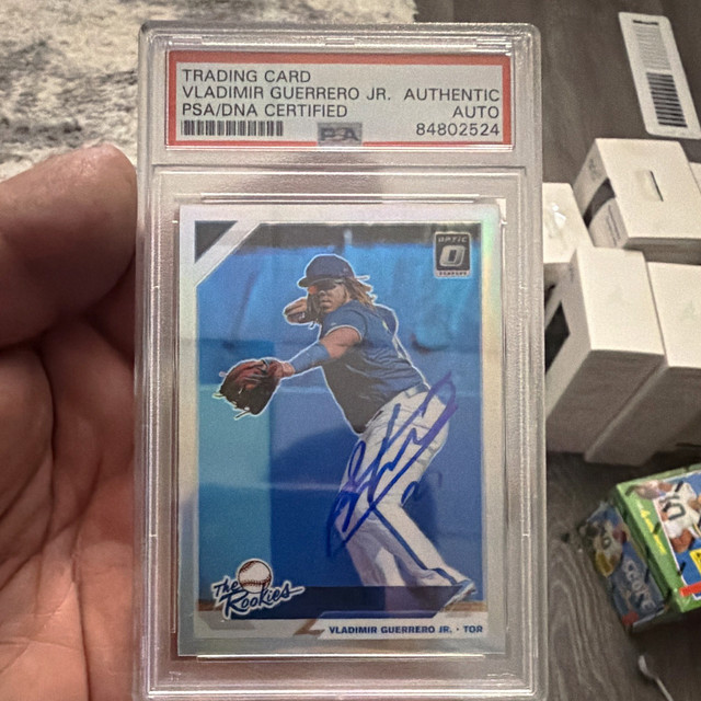 Panini 2019 Donruss Optic The Rookies Vladimir Guerrero Jr. TR-11 Auto PSA