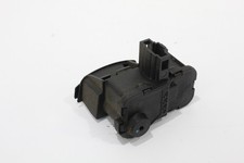 VW T-Roc A11 AC7 Stellmotor zur Tankklappenentriegelung 7P0810773D