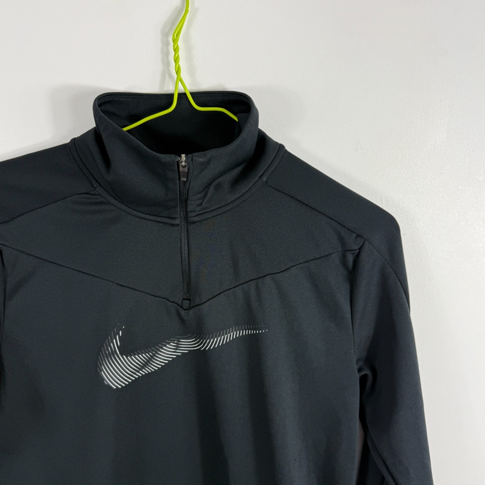 Women's VTG Nike Dri-FIT Black Running Size XS Quarter Zip Training Sweatshirt image 2