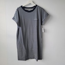 Gap Womens T-shirt dress size M striped blue & White Preppy Short Sleeve