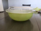 PYREX Lime Green 2 qt Casserole Dish #024 W/ Lid retired discontinued vintage