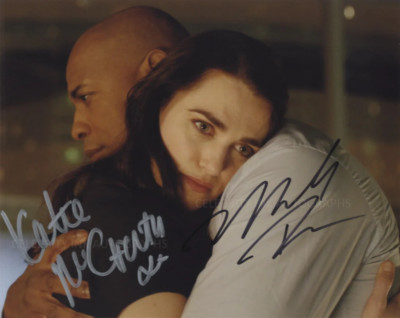 KATIE McGRATH und MEHCAD BROOKS - Supergirl ORIGINAL SIGNED AUTOGRAMME