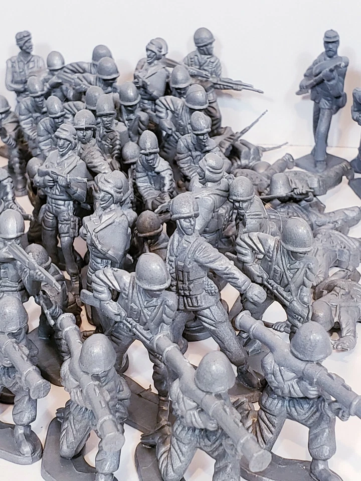 Lote Surtido De 80 Soldados De Colección Plástico Francotirador Bazooka Infantería de Combate Foto 2 de 4