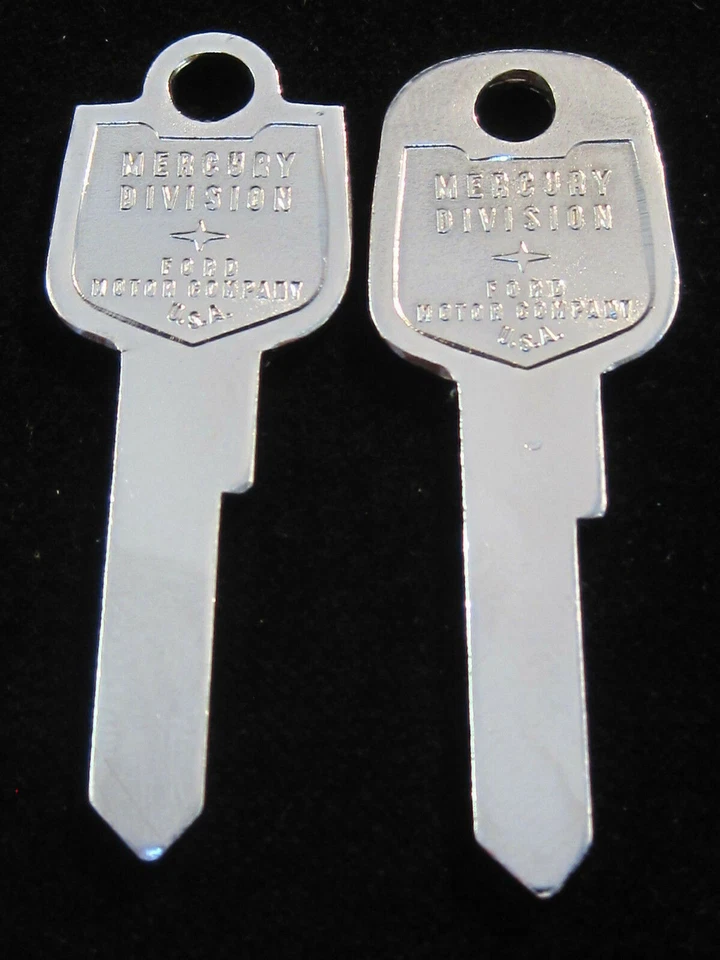 JUEGO DE LLAVES EN BLANCO MERCURIO OEM 1956 maletero de encendido vintage Monterey Montclair personalizado Foto 4 de 4