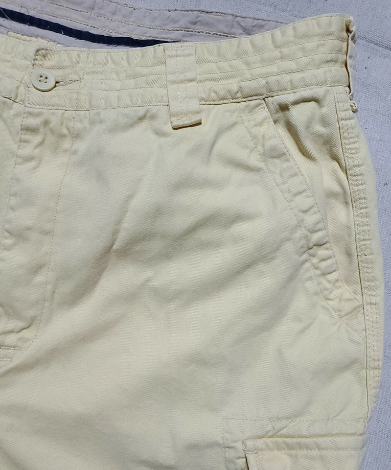 Pantalones Cortos de Carga Heritage Consensus Para Hombre Calce Relajado Clásicos Amarillos Talla 38, De Colección Foto 3 de 4
