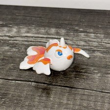 TOMY Vintage 1999 Nintendo Pokemon Goldeen PVC Figure Auldey