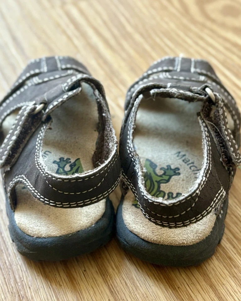 Munchkin Match’n Go Kids Infant Toddler Boys Shoes Size 5M Brown Sandals Slip-on - Image 2 of 3