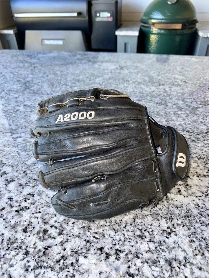 GUANTE DE BÉISBOL WILSON A2000 ZCAT-B LANZAMIENTO RÁPIDO SOFTBOL A2002F 12" DIESTRO $299,99 GUC Foto 3 de 4