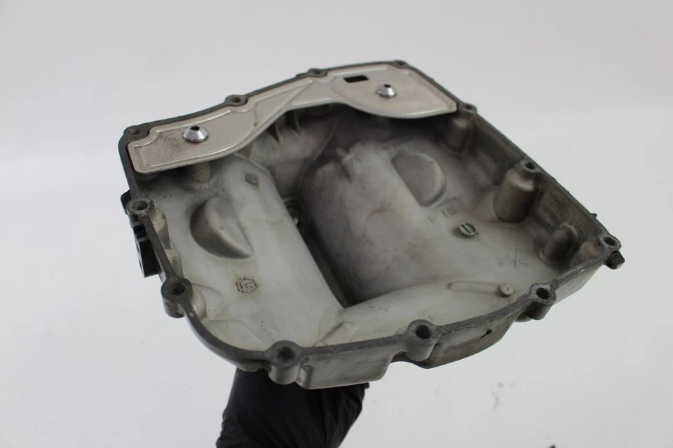 15-19 Yamaha R1 Oil Pan Foto 3 de 4