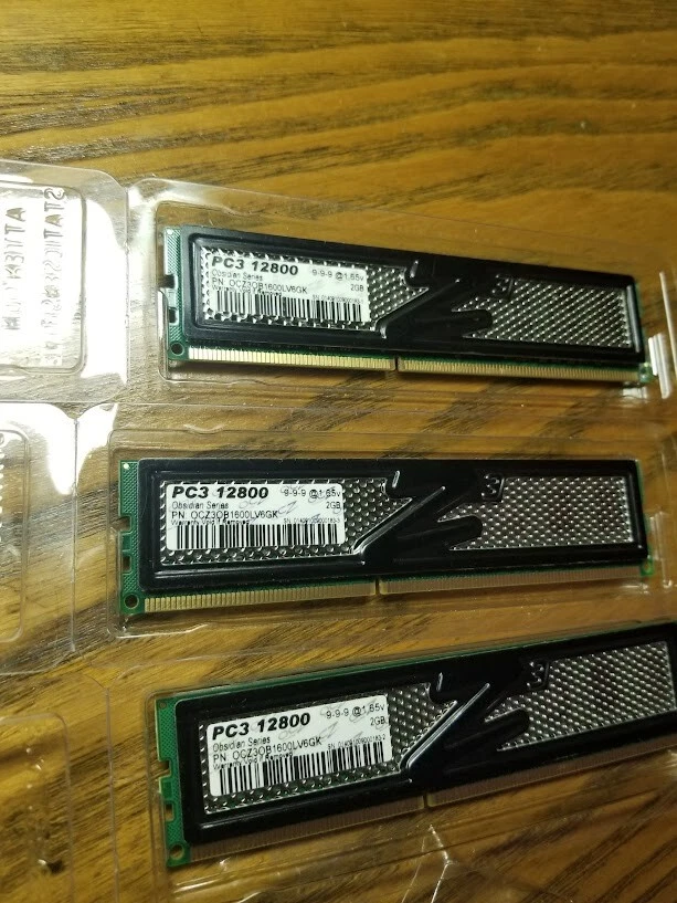 Barrette RAM DDR3 OCZ 1 Go – PC3-12800 1600 MHz – Mémoire PC Bureau Vintage