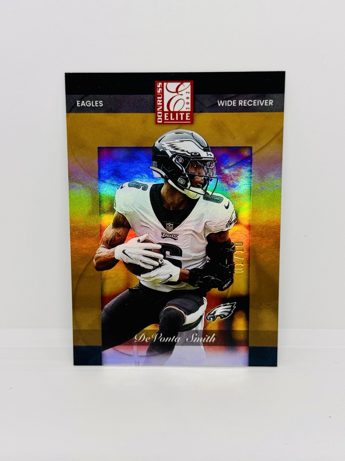 DEVONTA SMITH 2022 Donruss Elite 2002 Tribute Gold 01/10 Eagles #2002-10
