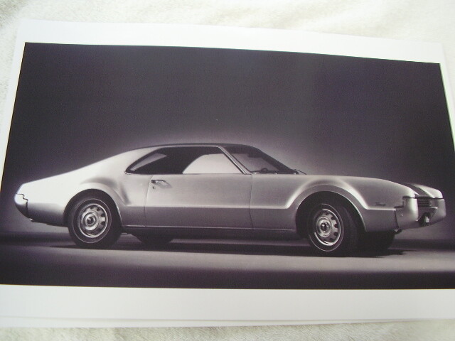 1966 Oldsmobile Toronado #1 11 x 17 Photo Picture