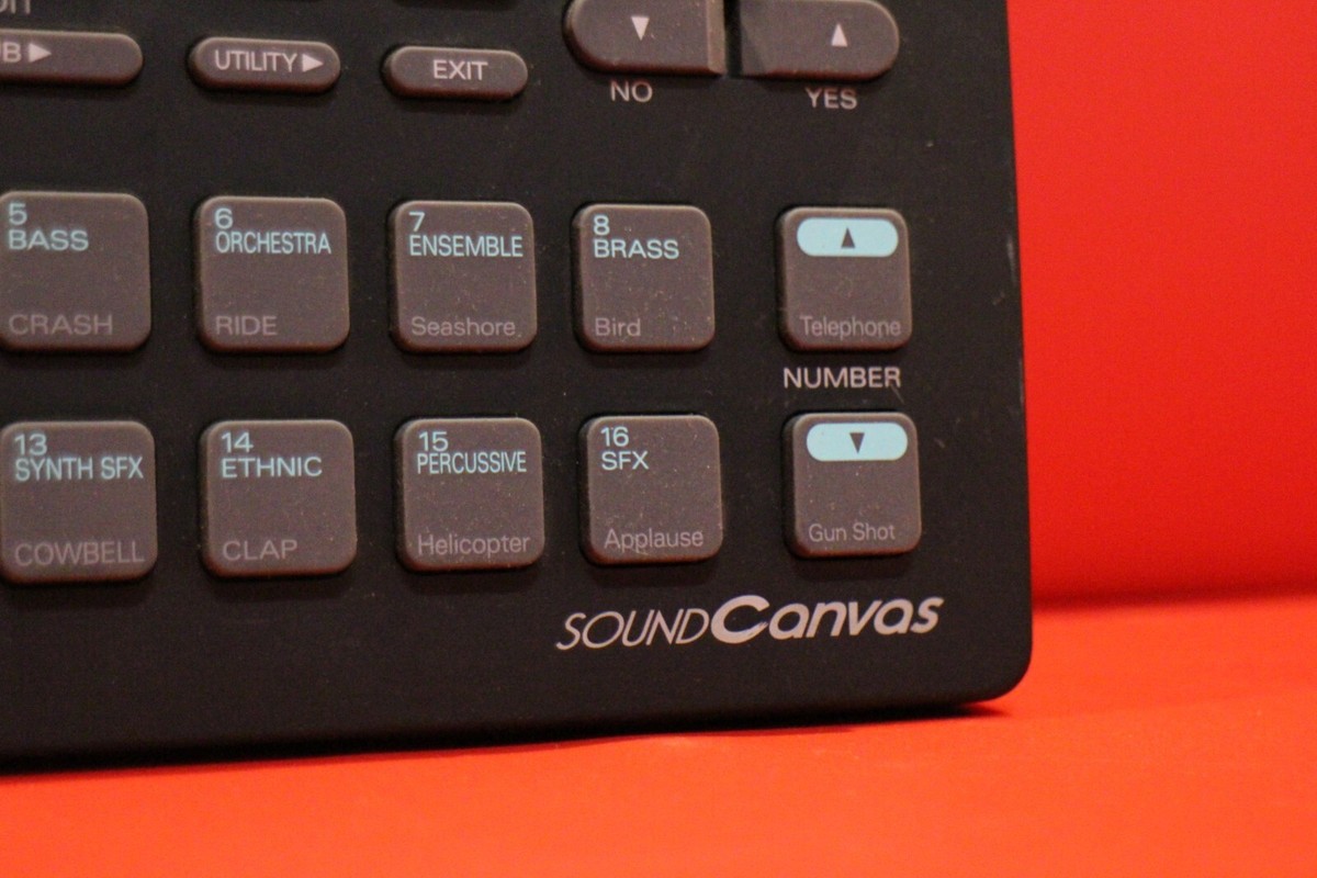 USED Roland SC-33 sc33 Sound Canvas Module Synth MIDI