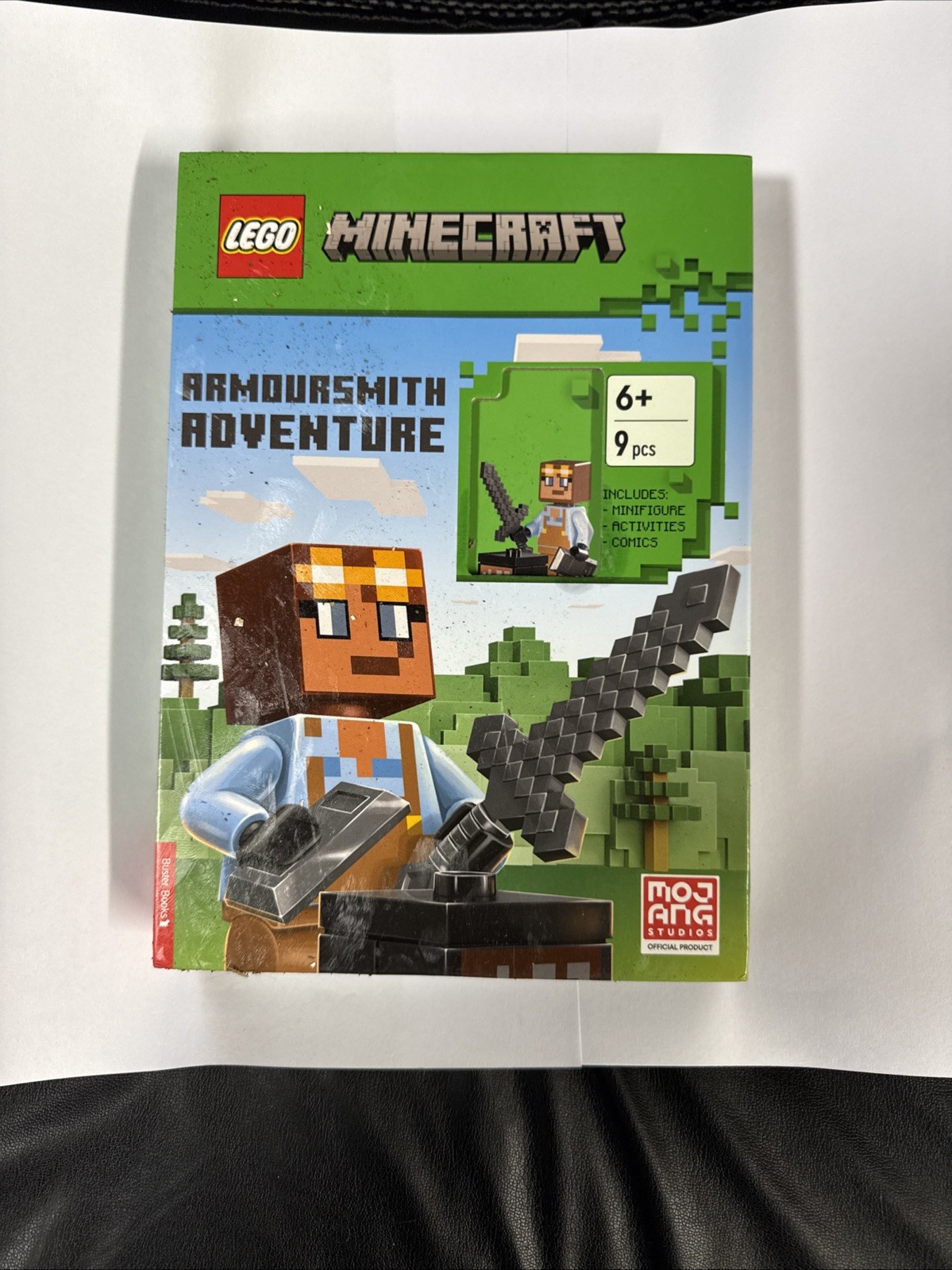 LEGO Minecraft: Armoursmith Adventure Activity Book ()