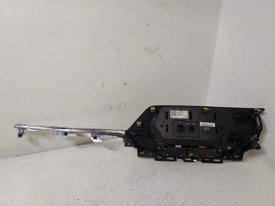 Chevrolet Blazer 2020 pantalla de visualización con botón de arranque OEM LKQ Foto 3 de 4