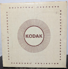Vintage Kodak Carousel 600 Slide Projector W/ Carousel And Case. Untested