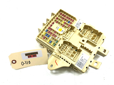 2019-2021 GENESIS G70 DASH CABIN FUSE RELAY JUNCTION BLOCK BOX OEM.