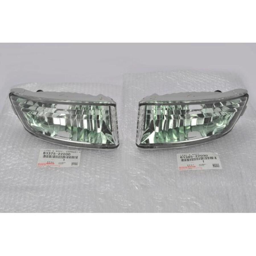 TOYOTA Genuine OEM Mark II Bullet Corner Lamp Lens GX110 GX115