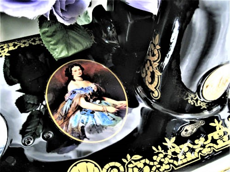 Rare Singer Featherweight 221 Sewing Machine, LADY ALEXANDRA, Princess