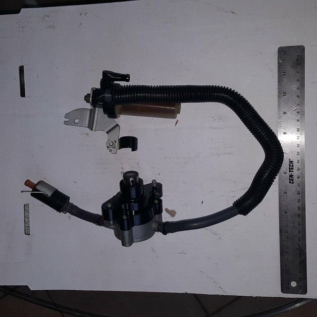 Fuel Pump for Mercury / Mariner (75 / 80 / 90 / 100 Efi 4Stroke